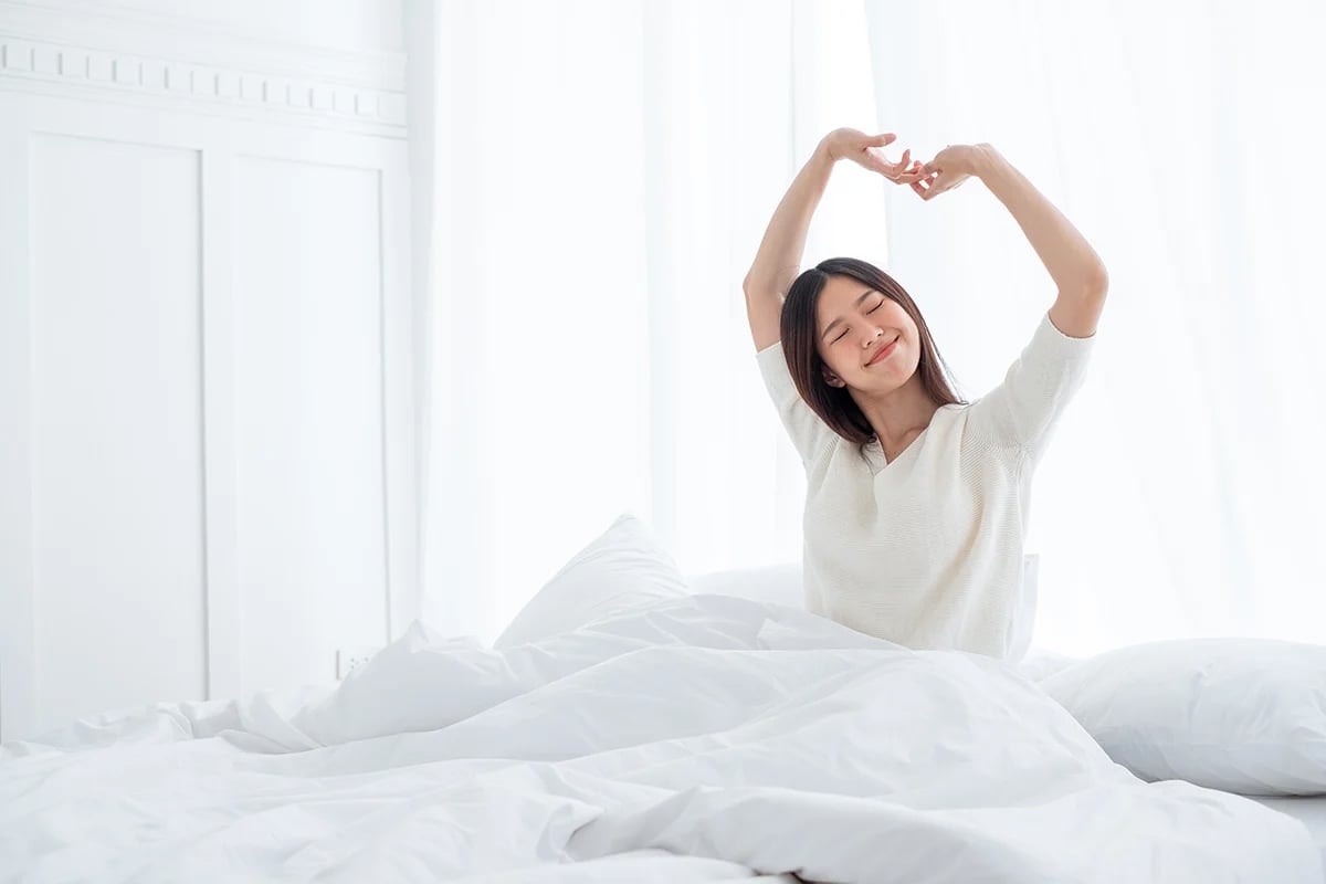 如何在早上醒来时更神清气爽充满活力?